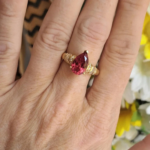 Padparadscha Sapphire & Genuine Moissanite Ring. - Picture 2 of 7